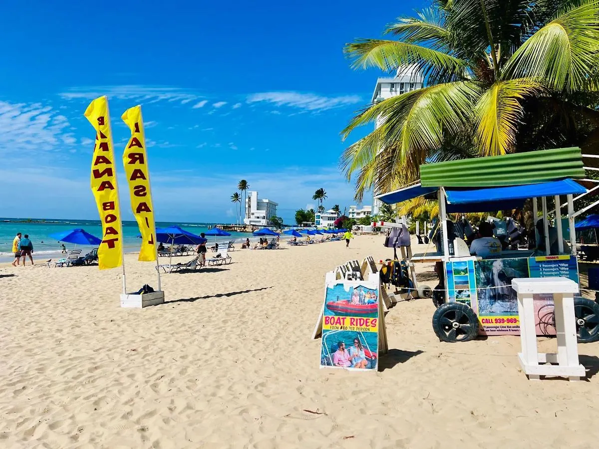 Beachfront Tropical Tantra Apartment サンジョアン