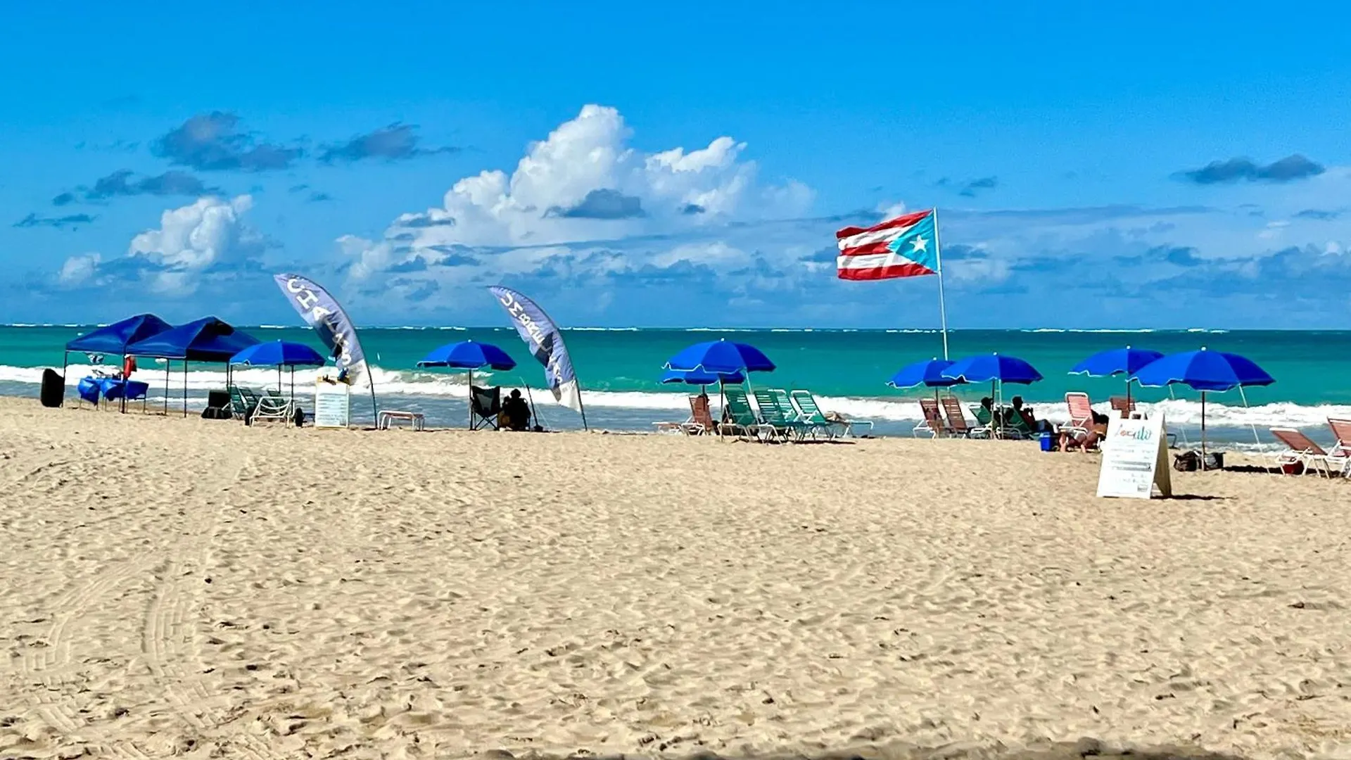 Beachfront Tropical Tantra Apartment サンジョアン プエルトリコ